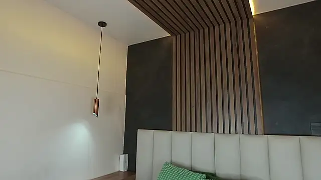 JenaCooper  online show from February 10, 2026, 2:43 am