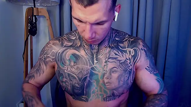 Shane Clay online show from October 13, 2025, 1:56 pm