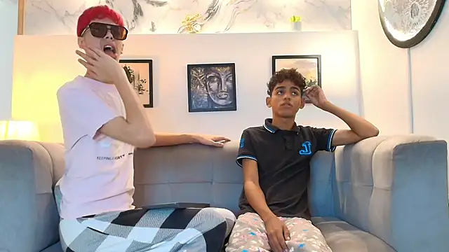 TWINKS FRIENDS online show from May 20, 2026, 1:30 pm
