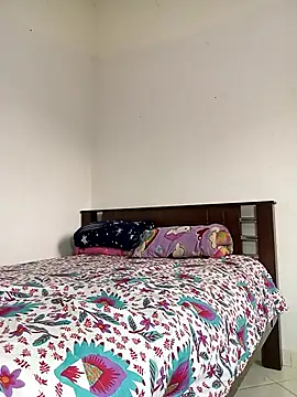 Snapshot of paisita122 chatting on October 3, 2025, 10:33 pm paisita122 online show from October 3, 2025, 10:33 pm