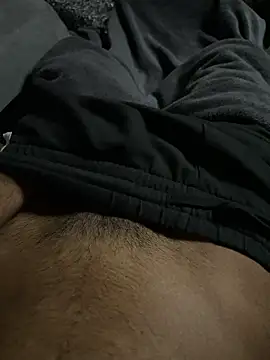 SL NIKI PUBLIC online show from December 17, 2025, 3:17 pm