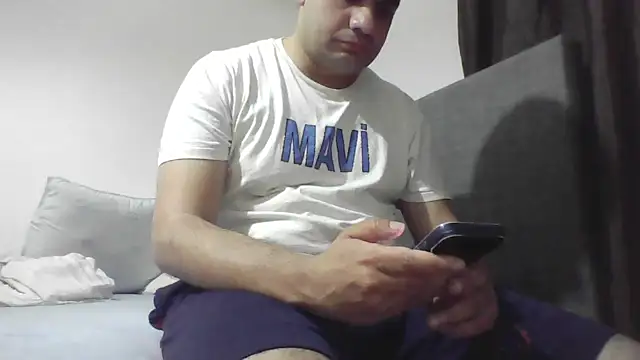 kocasosisli online show from May 19, 2026, 9:44 pm