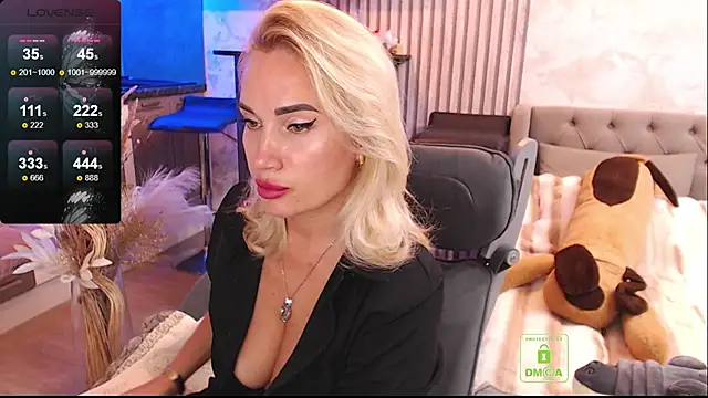 FreeBerryMILF online show from July 14, 2026, 4:57 pm