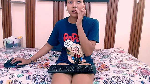 Snapshot of kimberly18cute chatting on February 1, 2026, 12:31 am kimberly18cute online show from February 1, 2026, 12:31 am