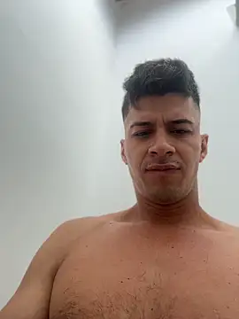 piterrr hot online show from May 4, 2026, 12:41 pm