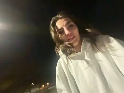 Snapshot of addictedtoari chatting on October 19, 2025, 10:51 am addictedtoari online show from October 19, 2025, 10:51 am