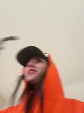 Snapshot of addictedtoari chatting on November 12, 2025, 8:56 pm addictedtoari online show from November 12, 2025, 8:56 pm