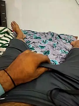 Dickdelhi online show from October 8, 2025, 2:13 am