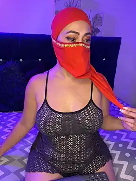 Snapshot of Aisha_Malek chatting on November 28, 2025, 8:42 pm Aisha Malek online show from November 28, 2025, 8:42 pm