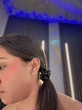 Snapshot of Helen_Vidall chatting on February 28, 2026, 4:01 am Helen Vidall online show from February 28, 2026, 4:01 am