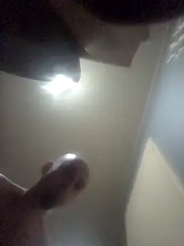 Bottem010 online show from October 12, 2025, 8:54 pm