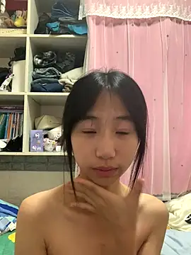 xiaotao-999 online show from September 20, 2025, 4:56 pm