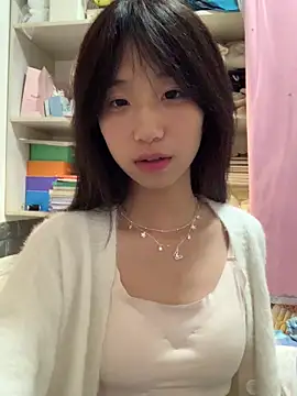 xiaotao-999 online show from September 24, 2025, 4:24 pm