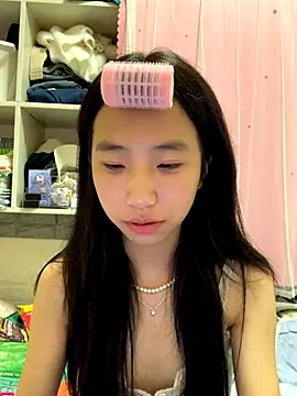 xiaotao-999 online show from September 26, 2025, 4:47 pm