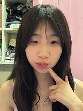 xiaotao-999 online show from November 23, 2025, 4:06 pm