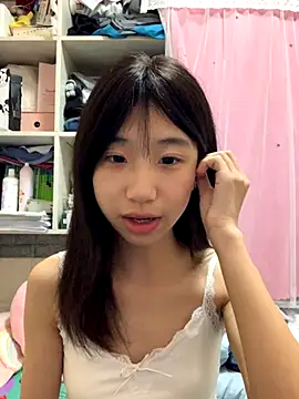 xiaotao-999 online show from November 5, 2025, 3:59 pm