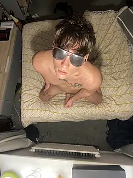 Snapshot of naughtyboy0124 chatting on February 7, 2026, 1:41 pm naughtyboy0124 online show from February 7, 2026, 1:41 pm