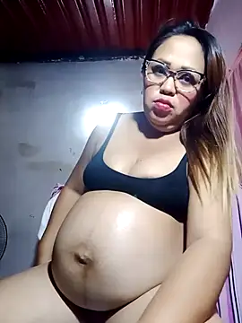 shaktisub  online show from December 3, 2025, 11:58 pm