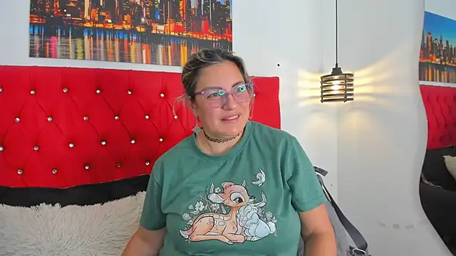 Snapshot of carolinacrus01 chatting on February 9, 2026, 4:27 pm carolinacrus01 online show from February 9, 2026, 4:27 pm