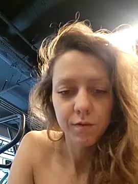 Eveline Beauty Kitty online show from March 23, 2026, 9:53 am