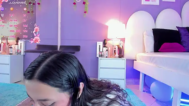 my aleja  online show from October 16, 2025, 1:19 pm