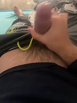 Snapshot of FrequentFew chatting on February 13, 2026, 3:01 pm FrequentFew online show from February 13, 2026, 3:01 pm