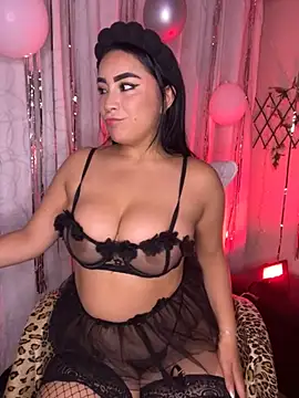 Dafnee sr online show from November 4, 2025, 2:15 am