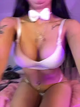 Im tinaa sr online show from October 10, 2025, 1:17 am