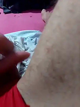 pauzaogrande1 online show from November 21, 2025, 12:53 am