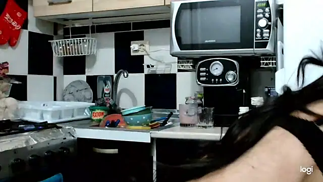 Snapshot of Laryta_girl13 chatting on March 14, 2026, 6:58 pm Laryta girl13 online show from March 14, 2026, 6:58 pm