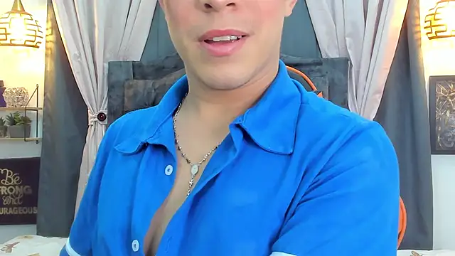 AustinCole01 online show from October 22, 2025, 10:41 pm