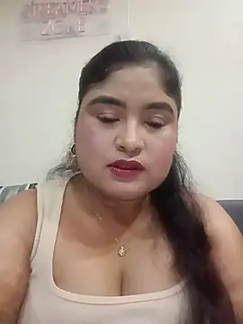 Snapshot of hornyriyanka chatting on June 26, 2026, 2:17 am hornyriyanka online show from June 26, 2026, 2:17 am