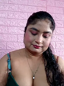 hornyriyanka online show from April 8, 2026, 2:35 am