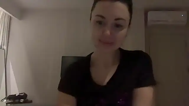 Gilin1 online show from December 18, 2025, 8:56 pm