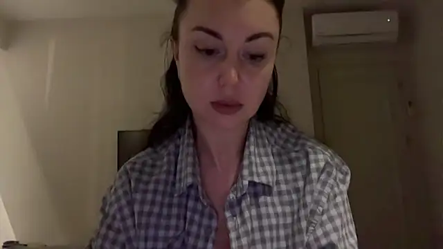 Gilin1 online show from November 5, 2025, 7:50 pm