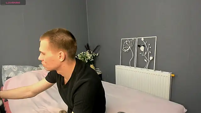 Garden of Eden  online show from March 25, 2026, 4:23 am