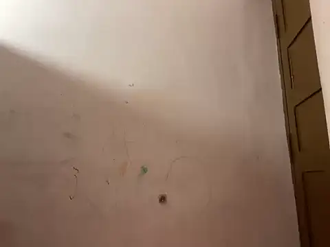 Snapshot of coolr2025 chatting on January 12, 2026, 5:53 pm coolr2025 online show from January 12, 2026, 5:53 pm