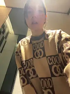 Snapshot of xinmeng-000 chatting on March 3, 2026, 8:27 pm xinmeng-000 online show from March 3, 2026, 8:27 pm