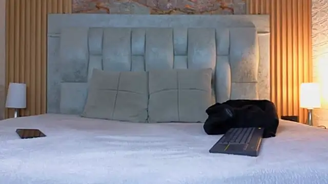 pipedark  online show from November 28, 2025, 3:39 am