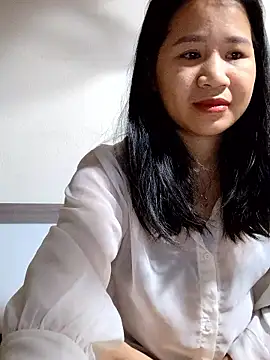 Maria2299 online show from November 26, 2025, 8:42 pm