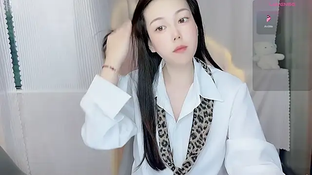 Snapshot of Bella_Ava chatting on September 28, 2025, 11:12 pm Bella Ava online show from September 28, 2025, 11:12 pm