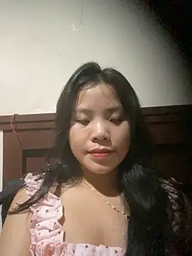 Snapshot of Bella_7777 chatting on September 22, 2025, 2:45 pm Bella 7777 online show from September 22, 2025, 2:45 pm