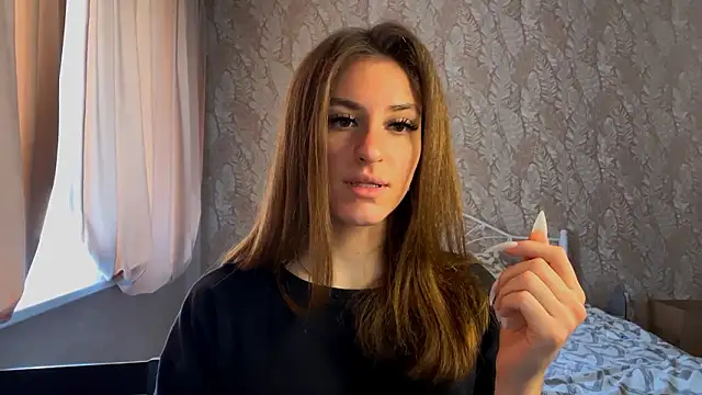 miainheat online show from March 14, 2026, 10:32 am