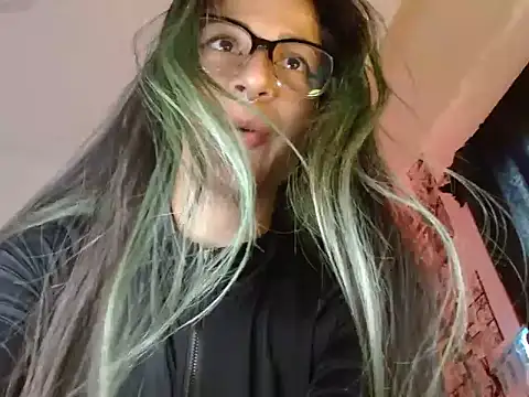 Chloe paytone online show from February 23, 2026, 9:48 pm