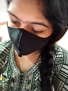 Snapshot of Prionti- chatting on November 5, 2025, 3:31 am Prionti- online show from November 5, 2025, 3:31 am