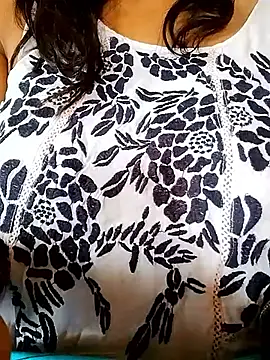 Ponds beauty online show from November 7, 2025, 5:23 am