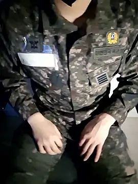 Snapshot of 111owo111 chatting on February 24, 2026, 1:56 pm 111owo111 online show from February 24, 2026, 1:56 pm