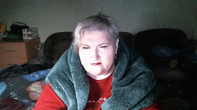 Snapshot of Lana555 chatting on February 3, 2026, 11:32 pm Lana555 online show from February 3, 2026, 11:32 pm