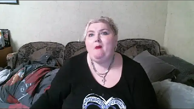 Snapshot of Lana555 chatting on March 16, 2025, 8:10 pm Lana555 online show from March 16, 2025, 8:10 pm