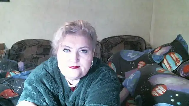 Snapshot of Lana555 chatting on February 5, 2026, 5:20 pm Lana555 online show from February 5, 2026, 5:20 pm